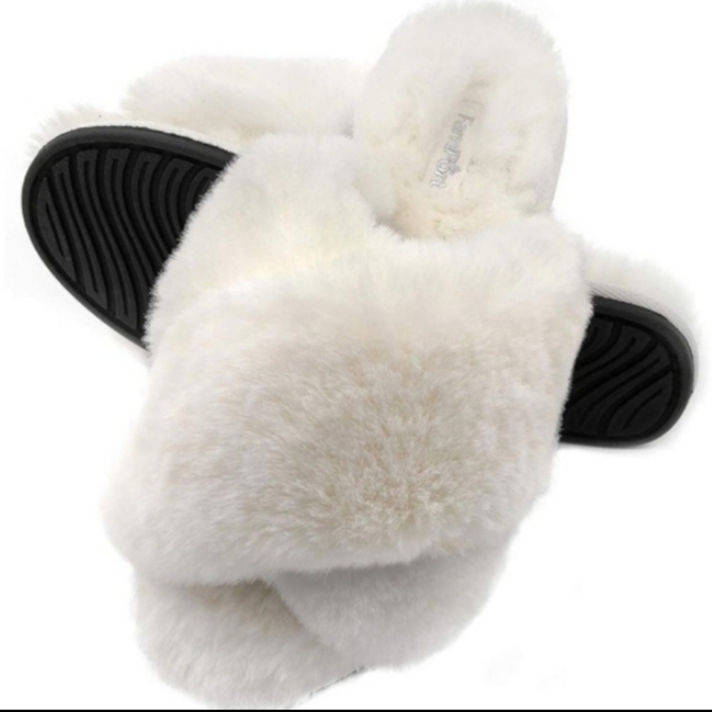 Indoor/Outdoor Faux Fur Fuzzy Soft Sherpa Slide Slippers S (5.5-6.5)